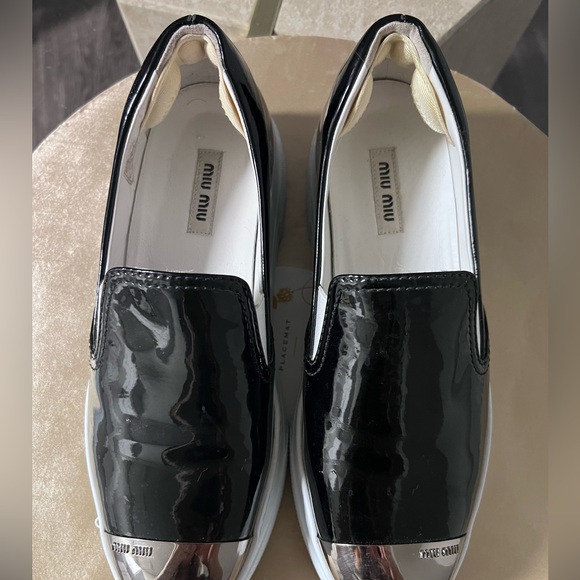 MIU MIU PATENT LEATHER PLATFORMS SHOES - Picture 4 of 7